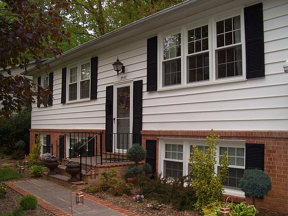 Walkway & Landscaping