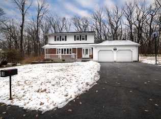 51 Ona Ln, New Windsor, NY 12553