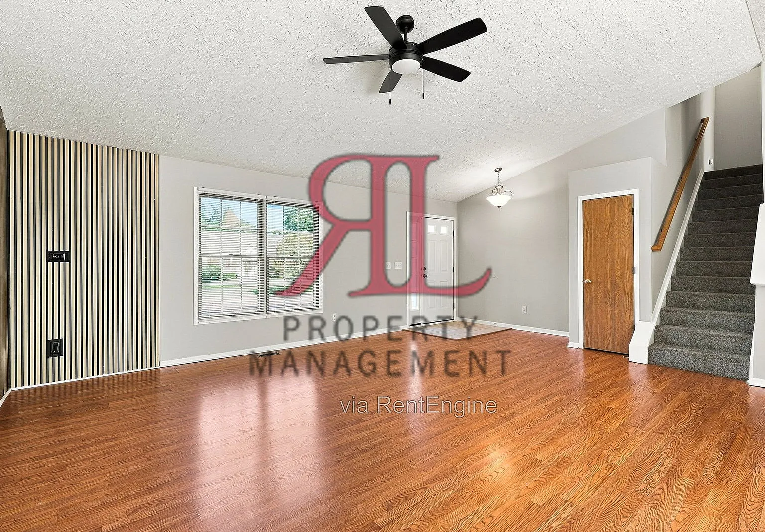 2 bed, 2.0 bath, 1472 sqft, $2,099 — Photo 2