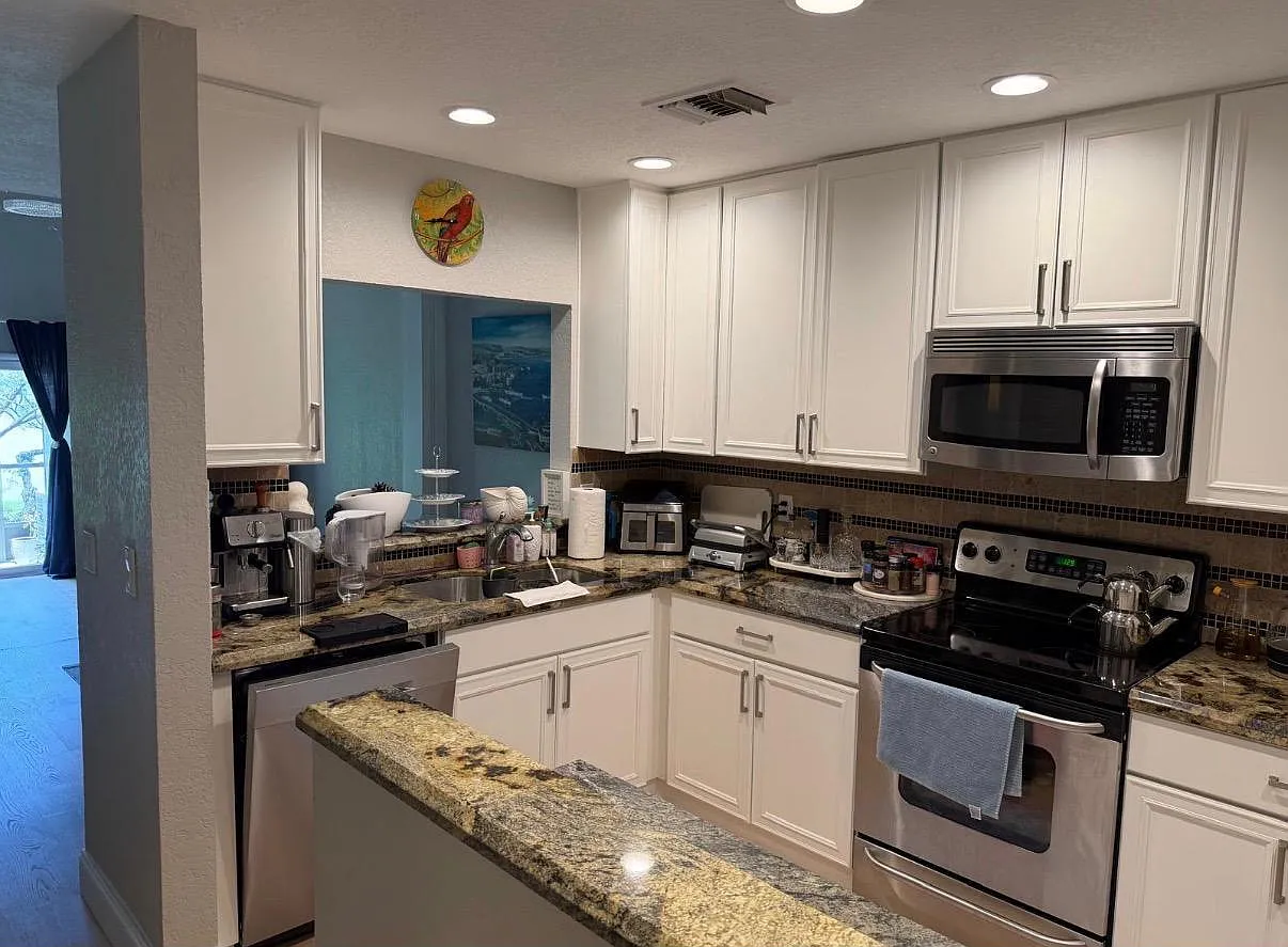 2 bed, 2.0 bath, 1326 sqft, $3,100 — Photo 4