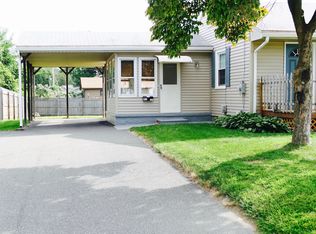 105 Warregan St, Chicopee, MA 01013