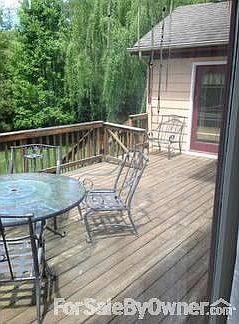 deck dining room entrance