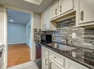 6402 Del Monte Dr APT 74, Houston, TX 77057