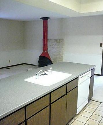 5th image of 725 Wallbridge Dr