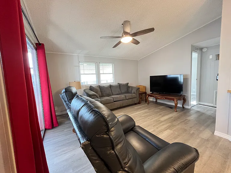 6111 Easy Dr — Photo 10