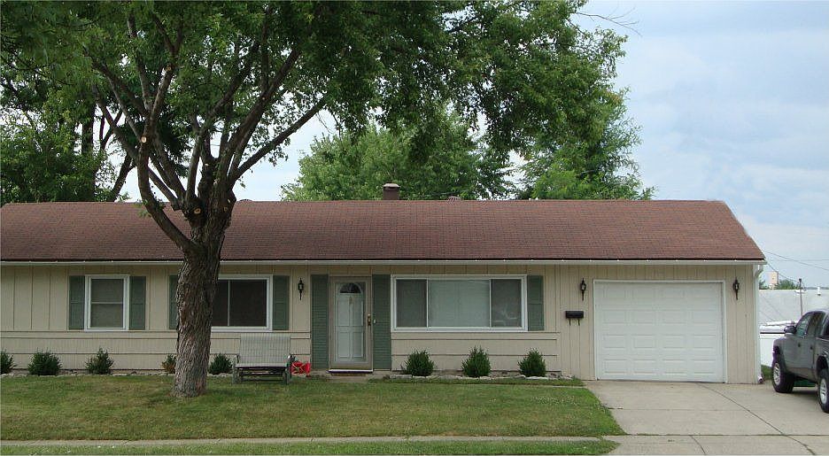 11 West Garland Ave.