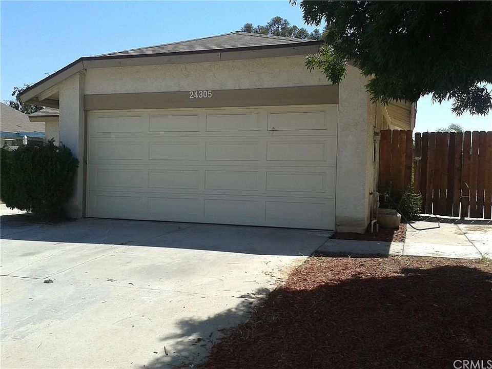 1st image of 24305 Dracaea Ave
