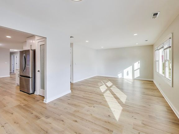 4th image of 1216 N 20th Ave #1