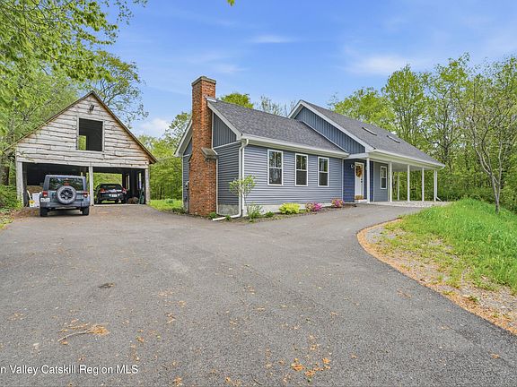 2nd image of 757 Taborton Road