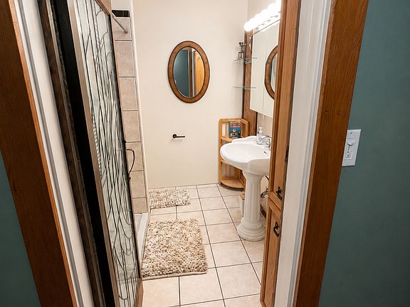 3rd image of 175 Birch Blvd