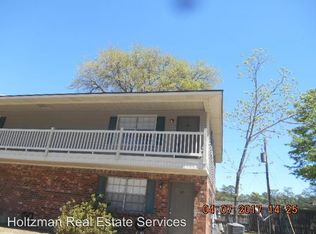 215 Darsey Rd APT 8, Hinesville, GA 31313