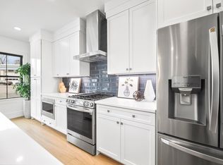 4 Anawan Ave #8, West Roxbury, MA 02132