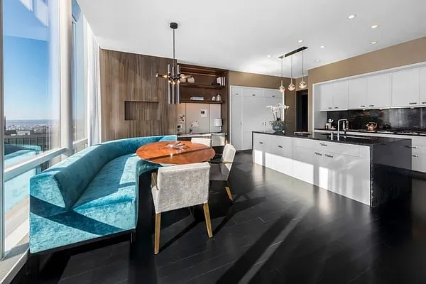 Sold by Extell Marketing Group | media 24