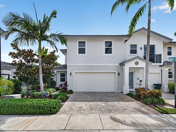 2nd image of 6994 Pines Circle