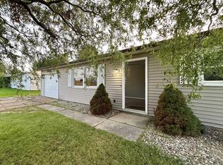 315 Alamosa Dr, Kendallville, IN