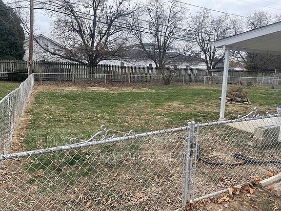 2nd image of 984 Cleveland Ave