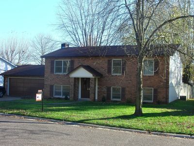 2208 Captains Dr, Washington, MO, 63090