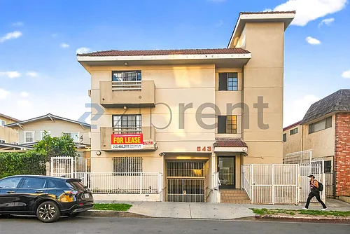 843 S Ardmore Ave #204 Photo 1
