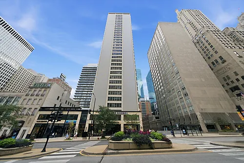 535 N Michigan Ave Photo 1