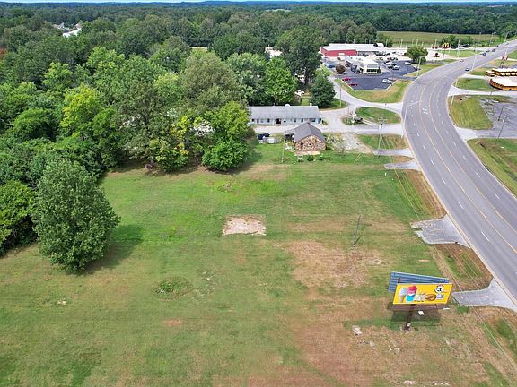 4th image of 1525 E 5th St