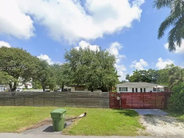 1825 SW 30th St, Fort Lauderdale, FL 33315