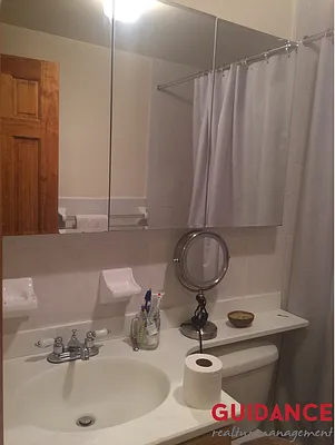 Rented by Guidance Realty Corp. | media 4