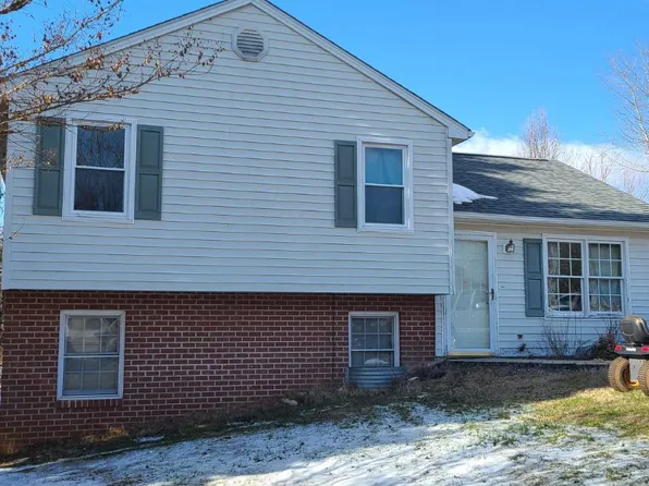 42 Littlecrest Ln, Evington, VA 24550