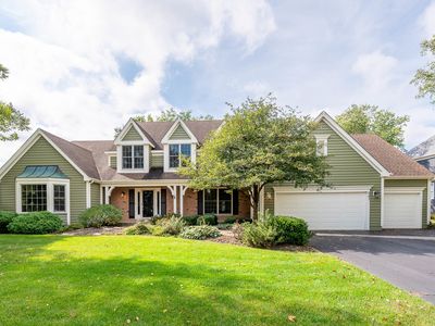 441 Country Ln, Crystal Lake, IL, 60012