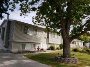 10417 S Leilani Dr, Sandy, UT 84070