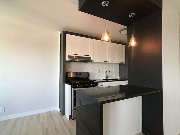 3rd image of 1370 Saint Nicholas Ave APT 12J