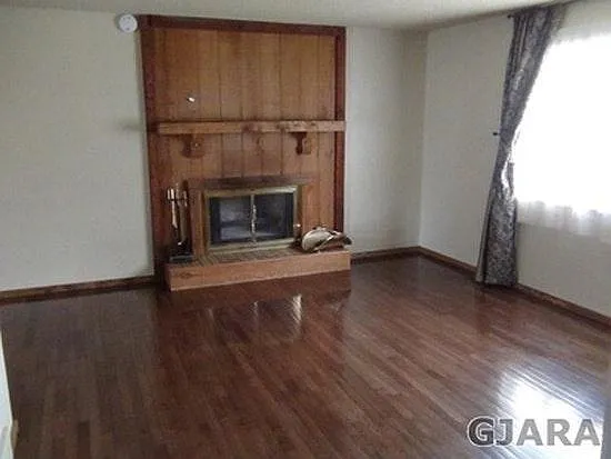 480 Meadow Rd — Photo 3