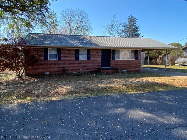 207 Cloos Circle Dr, Ozark, AR 72949