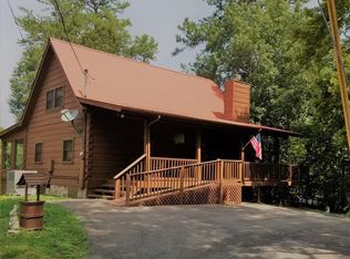 3125 Clearview Rd, Sevierville, TN 37862