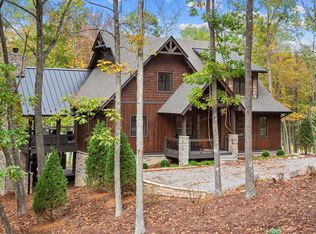 640 Golf Club Dr, Franklin, WV 37640