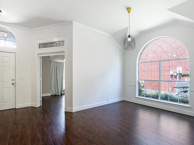 11388 Blackhawk Dr — Photo 7