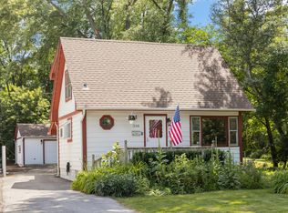 316 W 5th Ave, Naperville, IL 60563