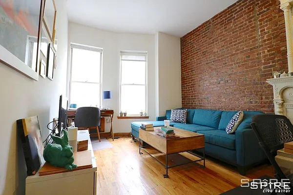 Rented by Spire Group | media 11