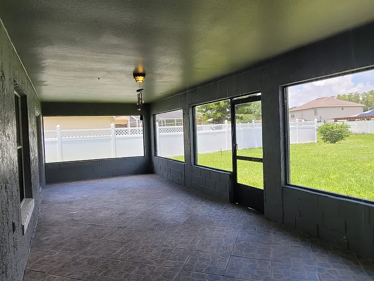503 Pine Bark Ct — Photo 9