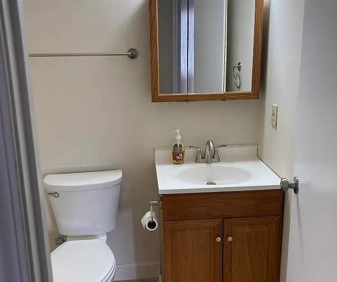 190 James Holman Rd — Photo 5