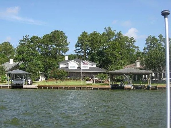 10000 Cude Cemetery Rd, Willis, TX 77318