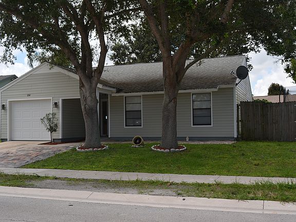 3rd image of 204 Woodbridge Dr