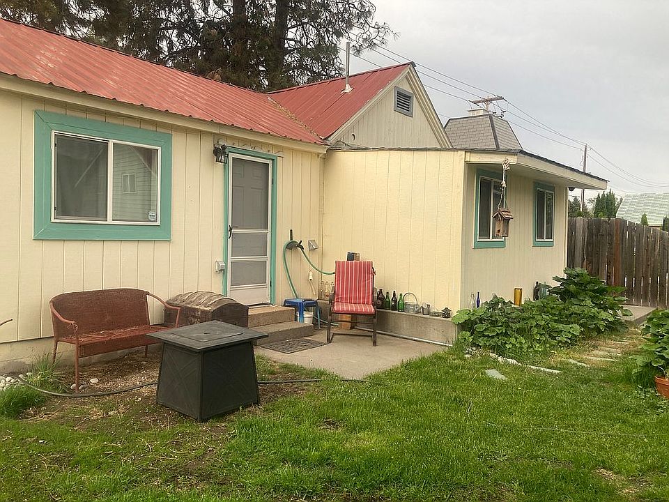 1st image of 705 Boetzkes Ave