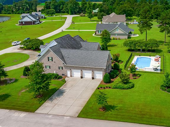 4th image of 1193 Blue Jay Ave