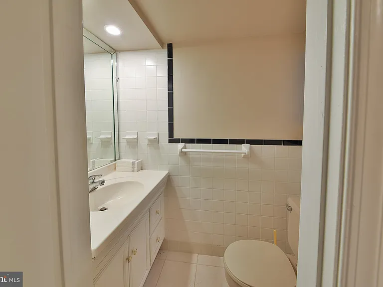 27 Bysher Ave — Photo 23
