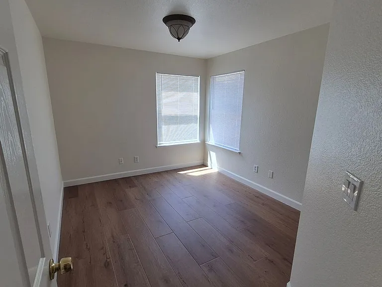 5317 Buckwood Way — Photo 13