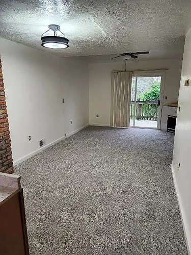 232-234 Textor Ave #232 Photo 1
