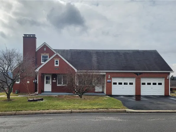 1304 Porter St, Conway, PA 15027