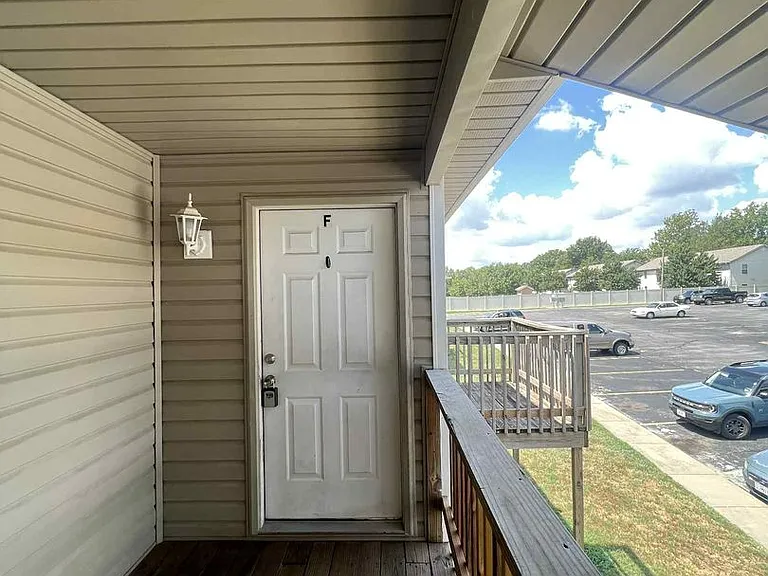 4557 E Zora St #F — Photo 14