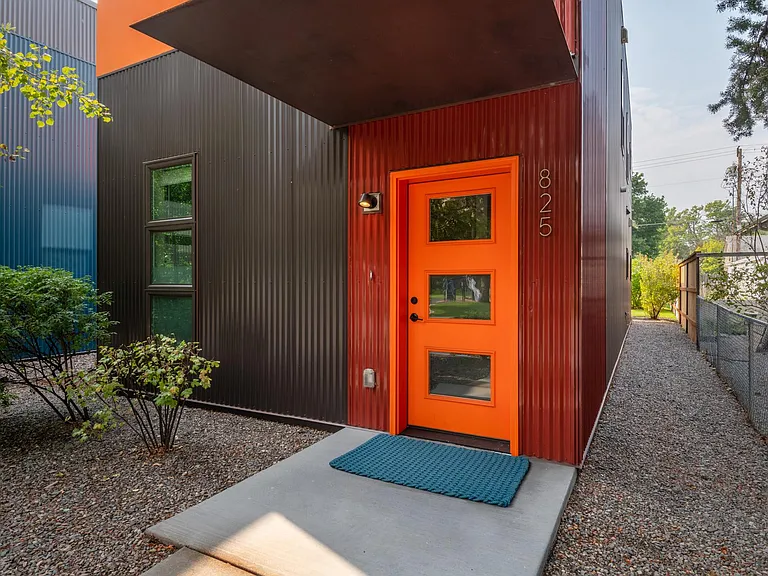 Entryway detail