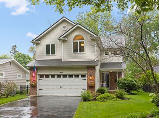 1407 Elm St, Saint Charles, IL